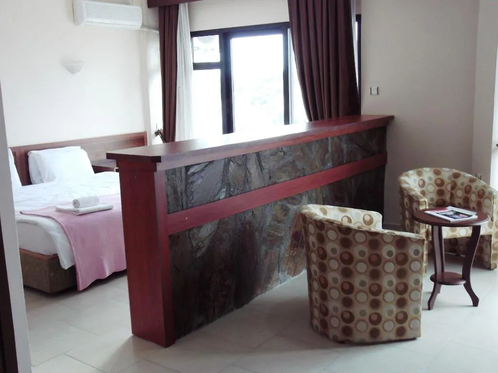 Room, West Ada-Inn, Izmir