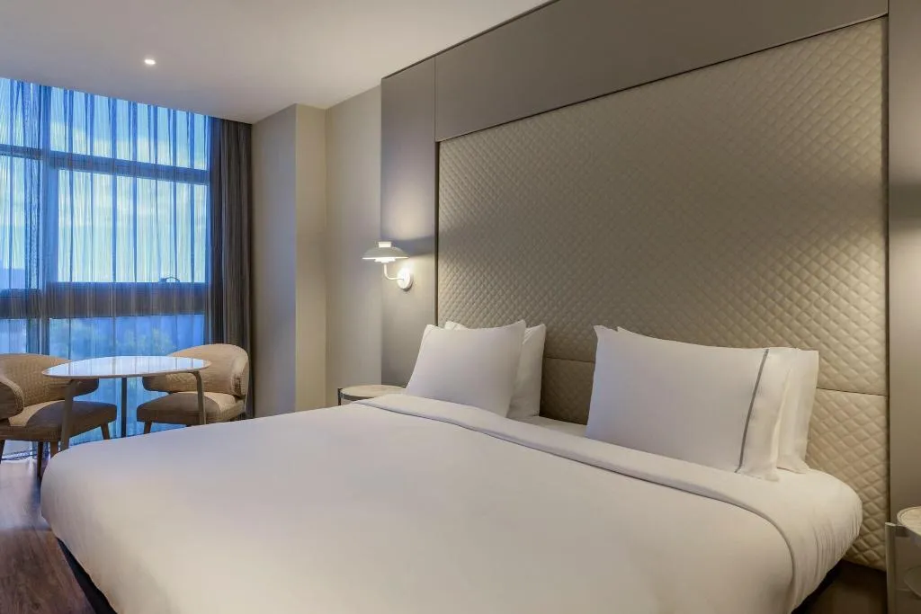 TWIN STANDARD Room, AC Som, Barcelona
