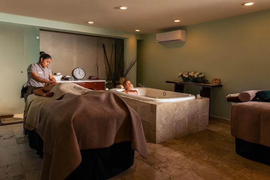 Sports and Entertainment, Ocean Maya Royale All Inclusive Adults Only, Playa Del Carmen