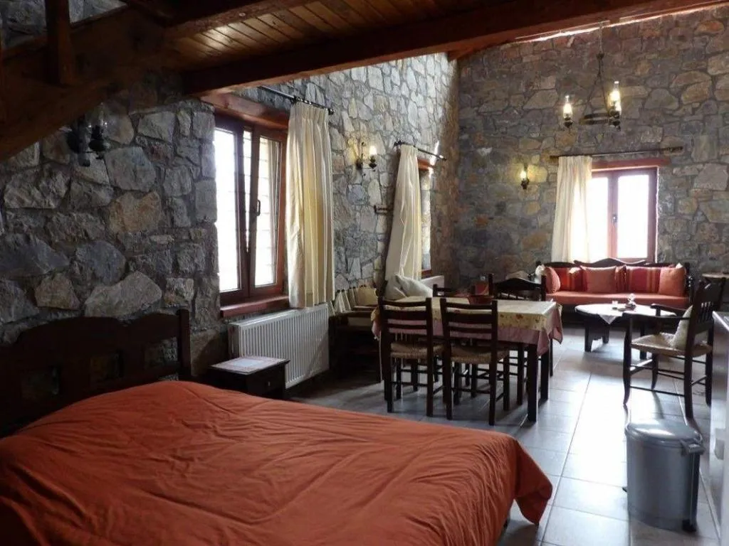 Room, Arodamos Traditional Houses, Crete