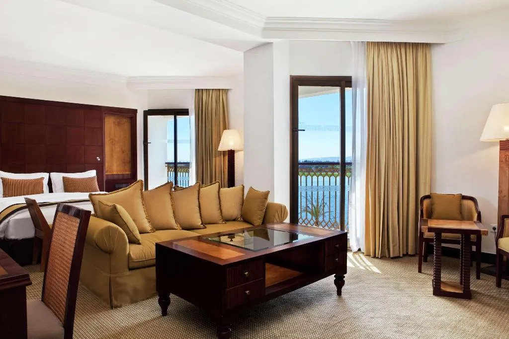 SUITE STANDARD Room, Hilton Luxor Resort & Spa, Luxor