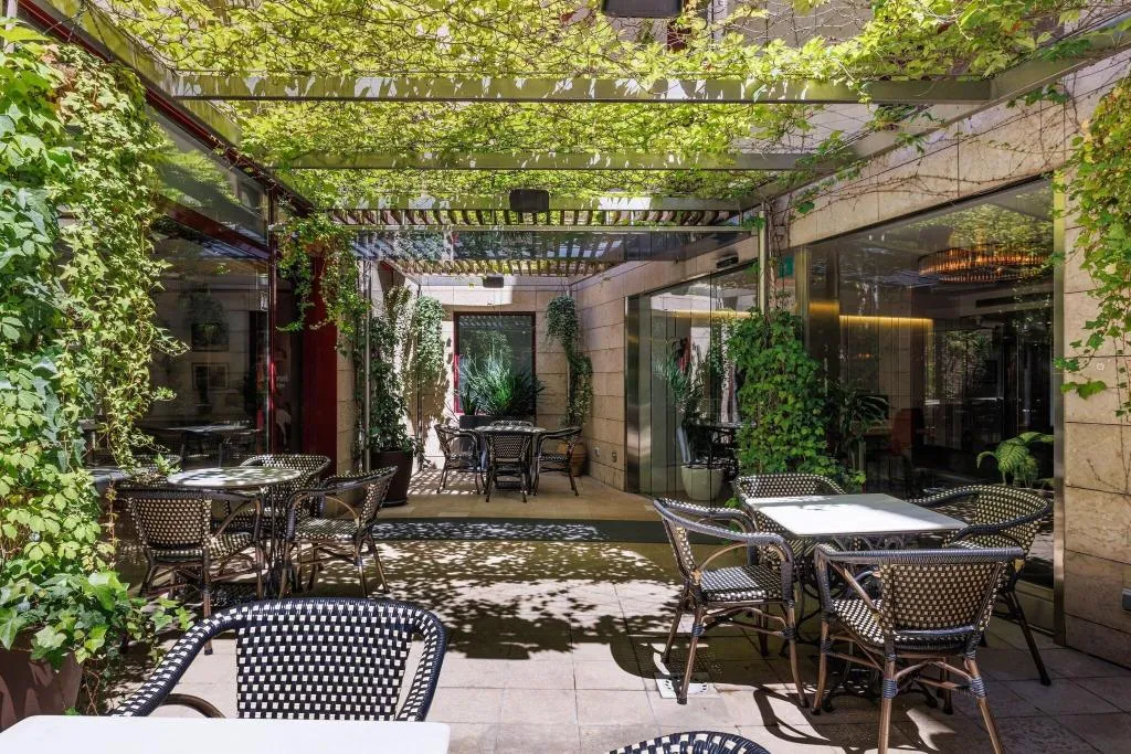 Terrace, Ronda Lesseps, Barcelona