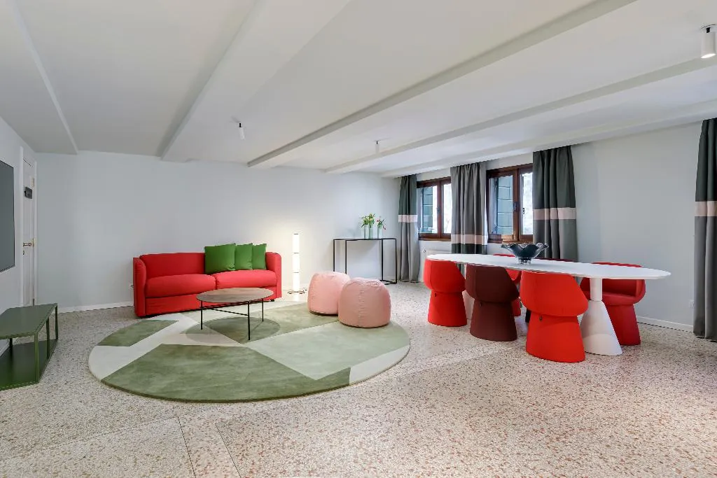 APARTMENT STANDARD Room, Palazzo Dei Fiori By Room Mate, Venice