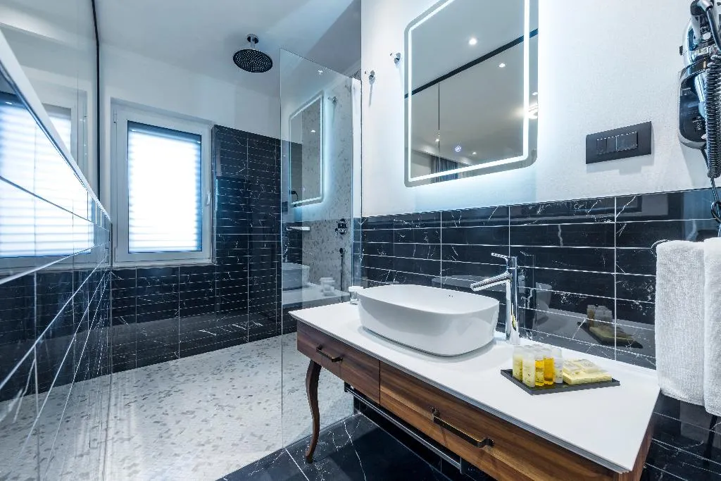 SUITE DELUXE WITH TERRACE Room, Villa Orabelle, Dubrovnik