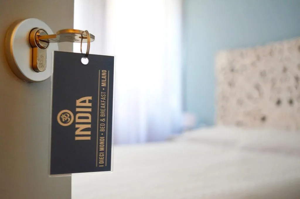 Room, B&B I 10 Mondi, Milan