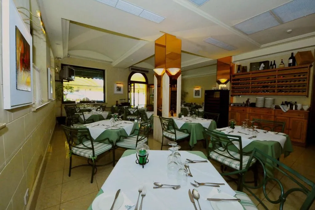 Restaurant, San Andrea Hotel, Gozo