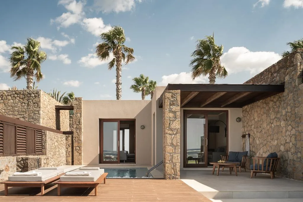 SUITE SEA FRONT Room, Ikaros Beach Luxury Resort Spa, Crete