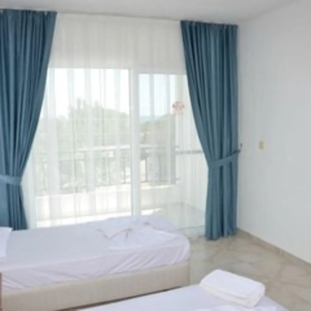 TRIPLE STANDARD Room, Tunan Motel, Izmir