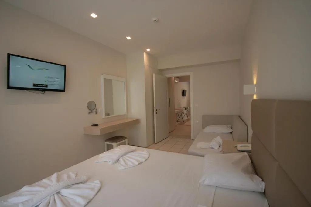 FAMILY ROOM CAPACITY 4 Room, Dimitrios Village Beach Resort, Crete