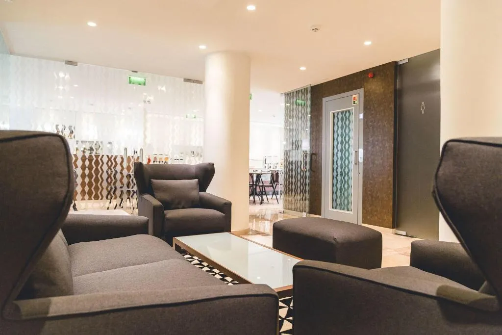 Lobby, Aveiro Center, Porto