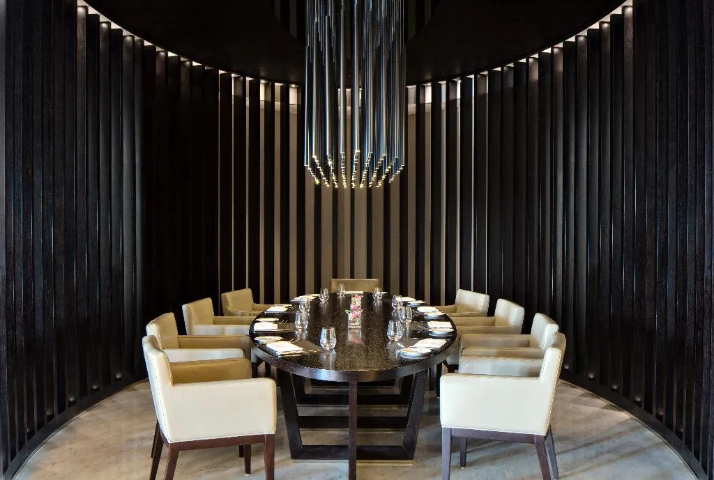 Restaurant, Pullman Dubai Creek City Centre Residences, Dubai