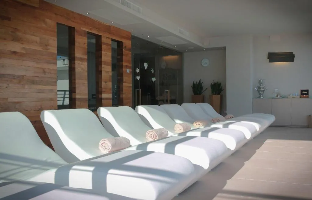 Sports and Entertainment, Hotel Le Soleil, Venice