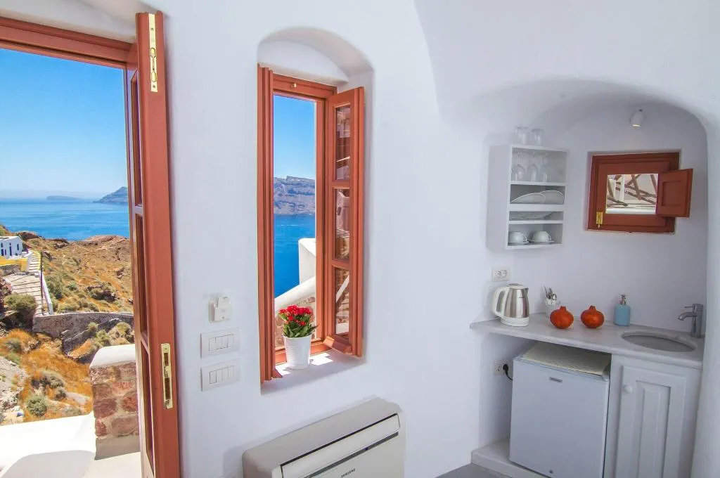 CAVE SUPERIOR SEA VIEW Room, Oia Mare Villas, Santorini