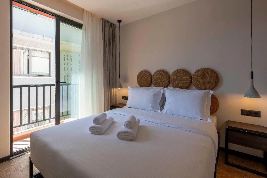 DOUBLE WITH BALCONY Room, Parea, Athens