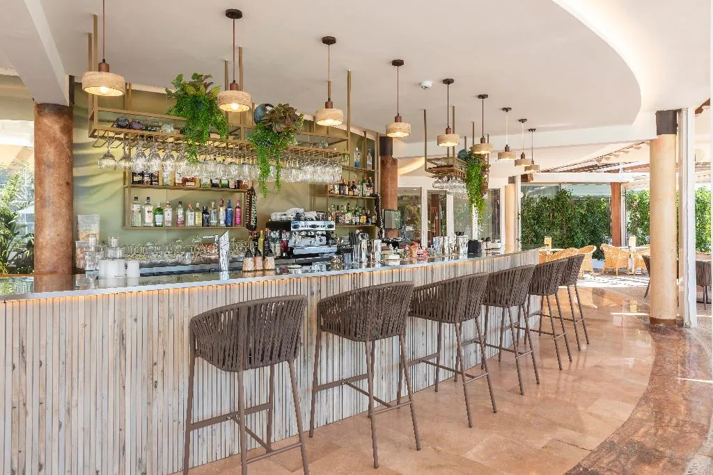 Bar, Valentin Grand Park Suite Hotel, Majorca