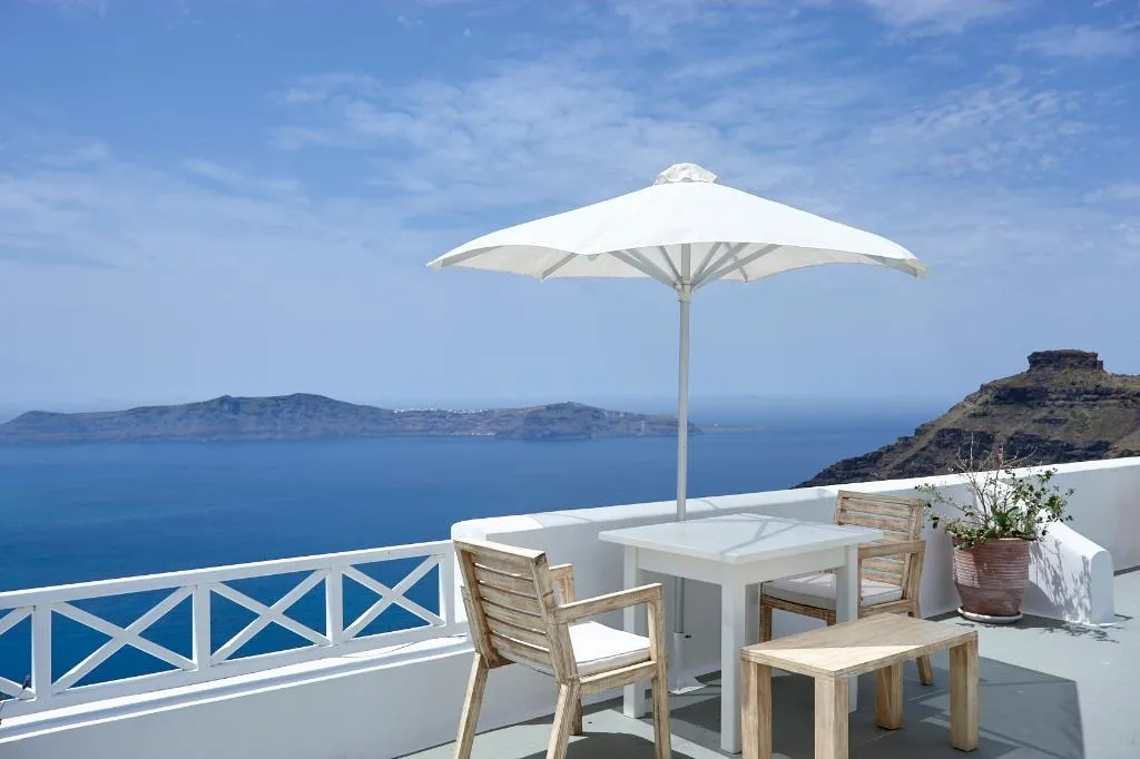 General view, Manos Small World, Santorini