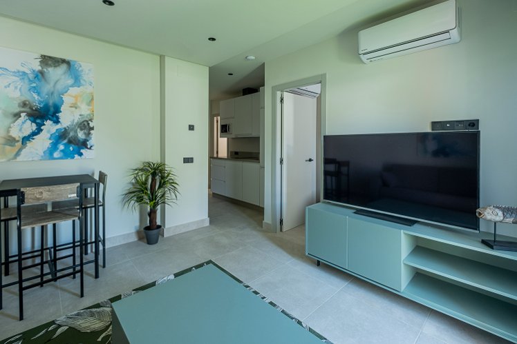 On City Apartments, Costa De La Luz