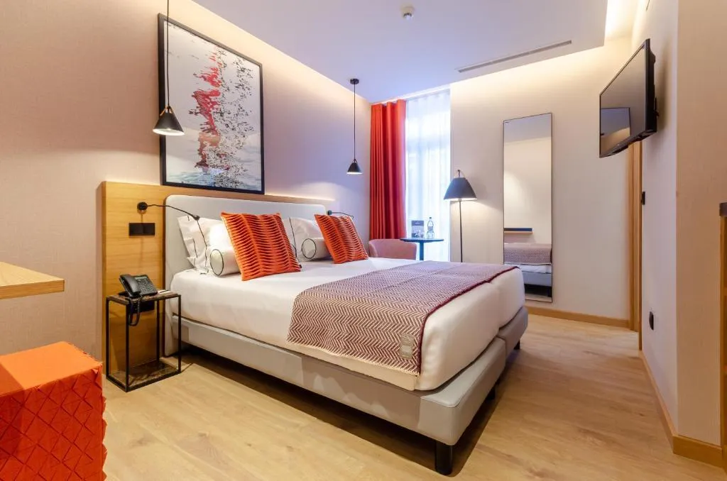 Double or Twin STANDARD Room, Rossio Plaza Hotel, Lisbon