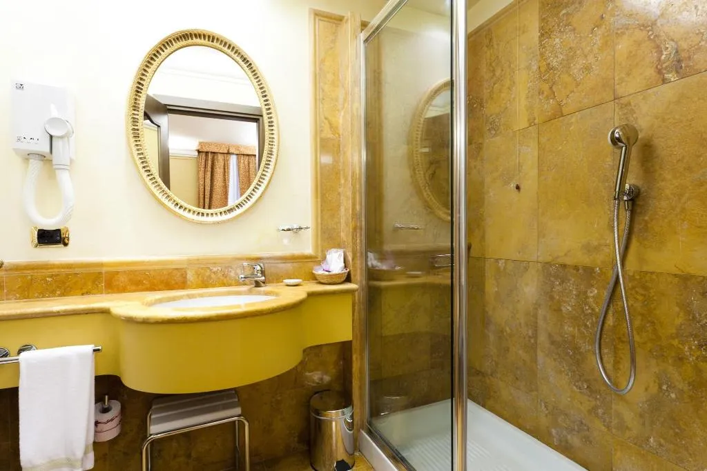 DOUBLE SUPERIOR Room, Al Codega, Venice