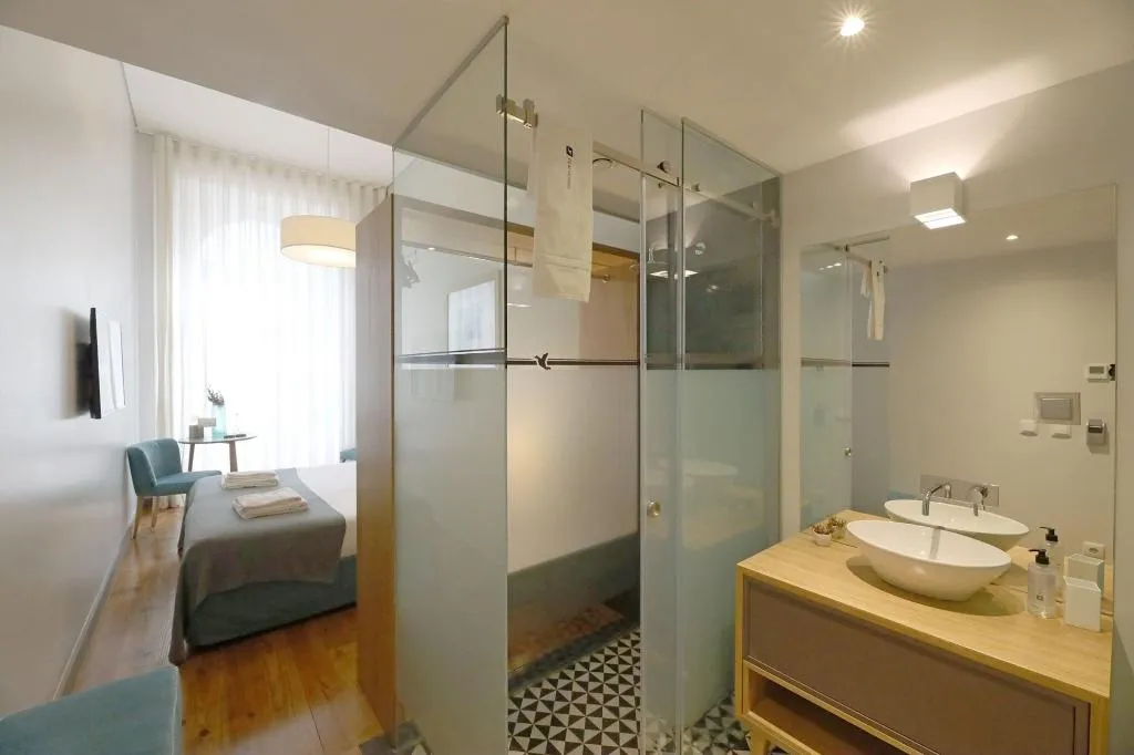 Room, Feels Like Home Santa Catarina Prime Suites, Porto