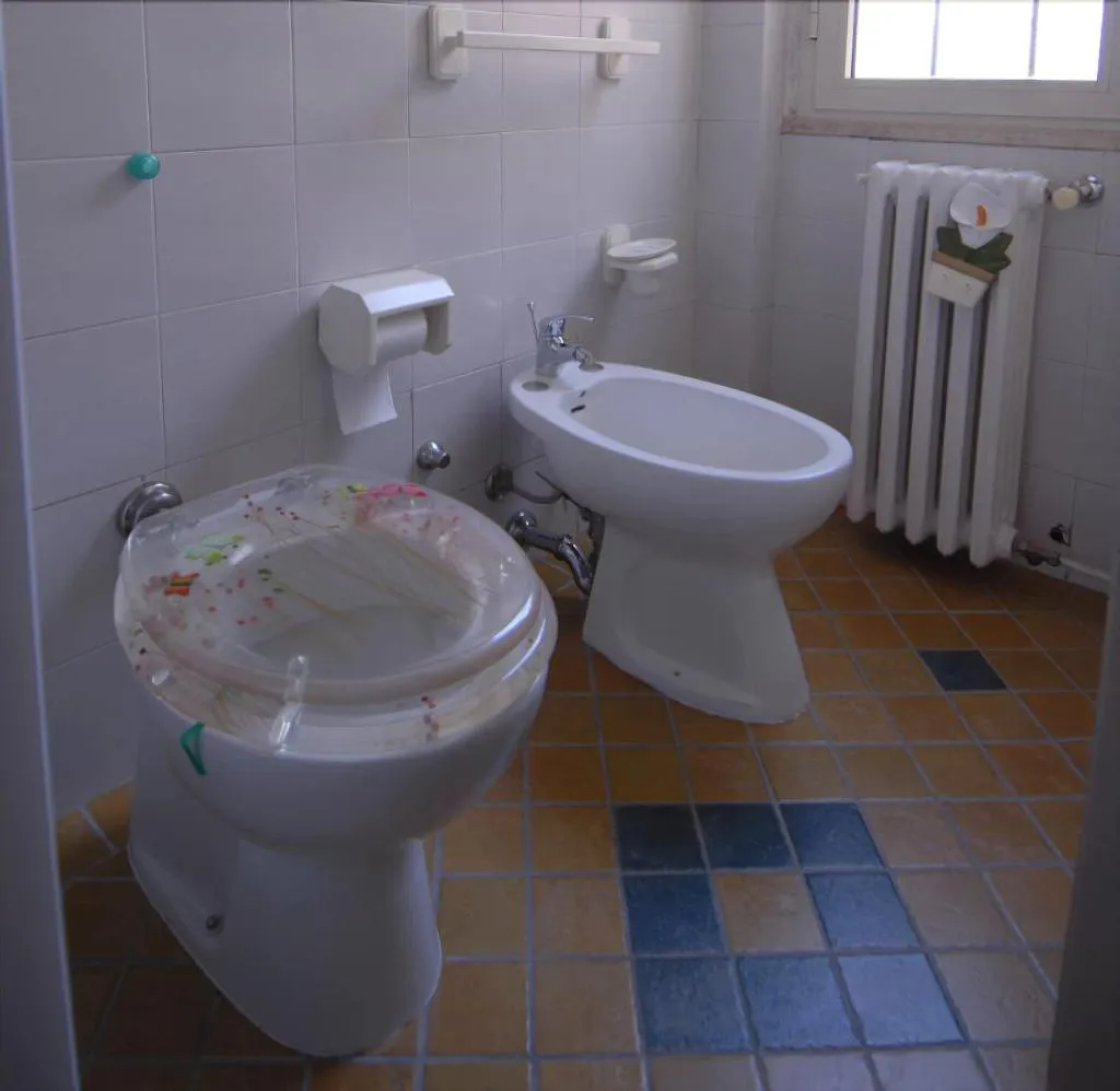 Room, Nughe' e' Oro, Olbia