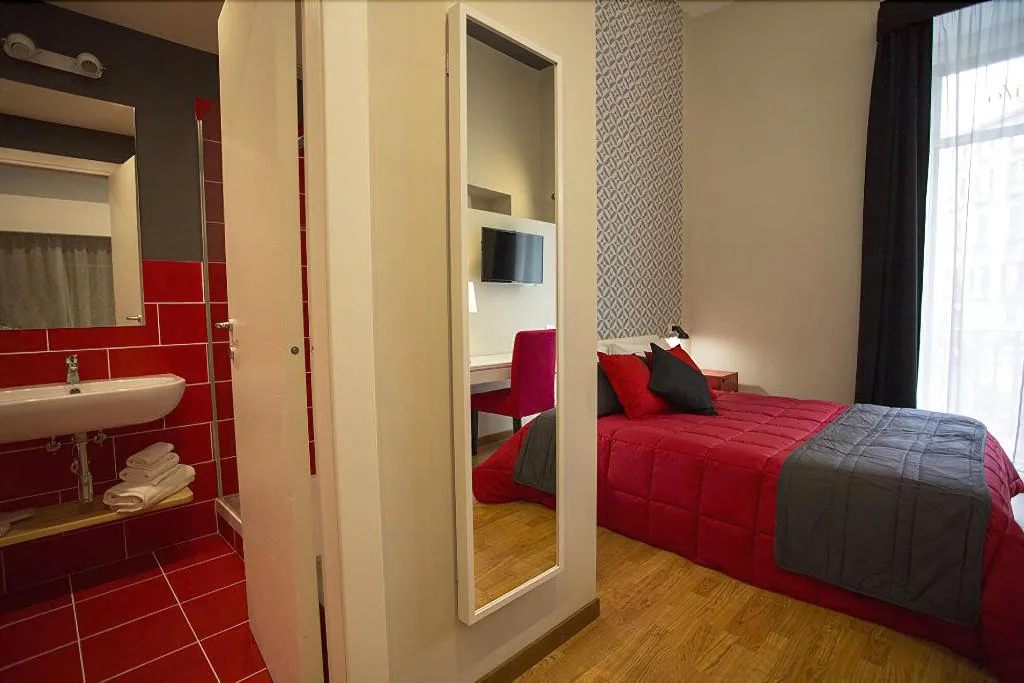 Room, B&B Rettifilo, Naples