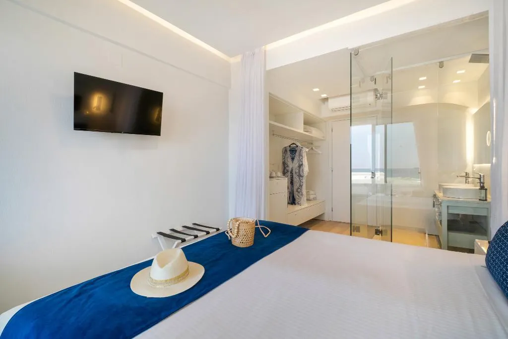 SINGLE CLASSIC Room, Knossos Beach Bungalows & Suites, Crete