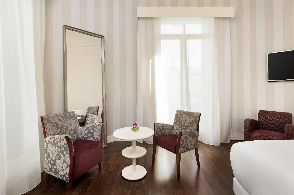 Room, NH Collection Madrid Abascal, Madrid