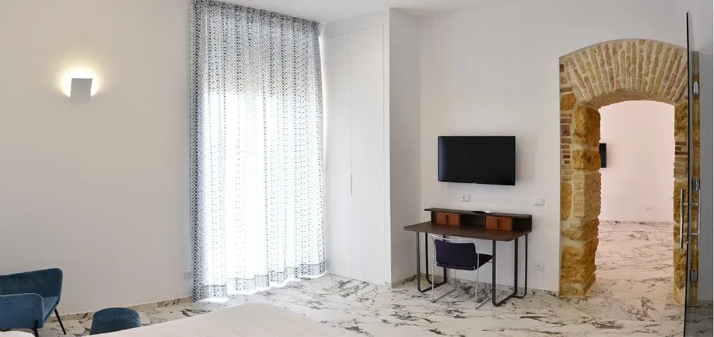APARTMENT DELUXE ONE BEDROOM Room, Hotel Exclusive, Catania