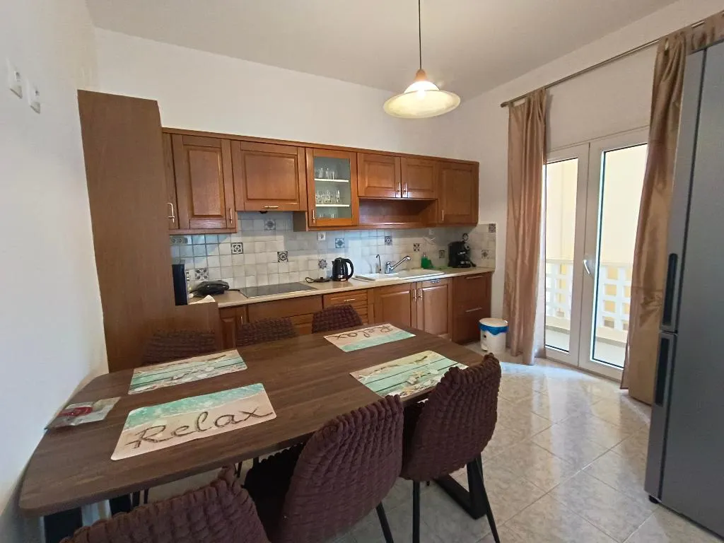 QUADRUPLE DELUXE ONE BEDROOM Room, Albatross Apartments, Crete