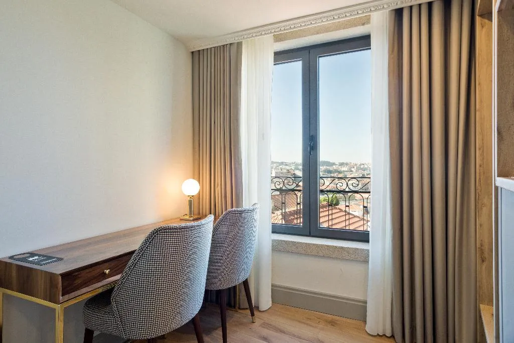 DOUBLE SUPERIOR Room, Acta The Avenue, Porto