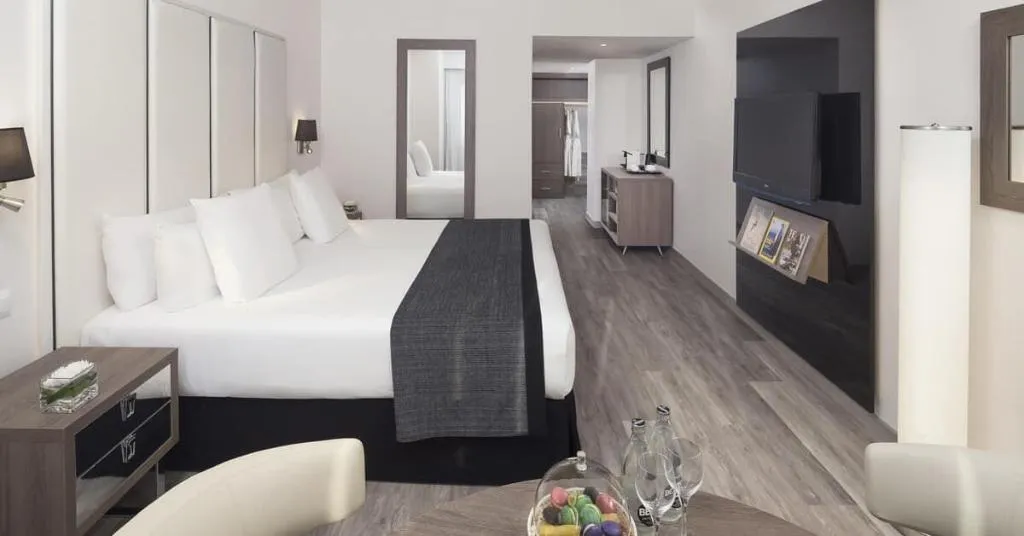 Room, Melia Lebreros, Seville
