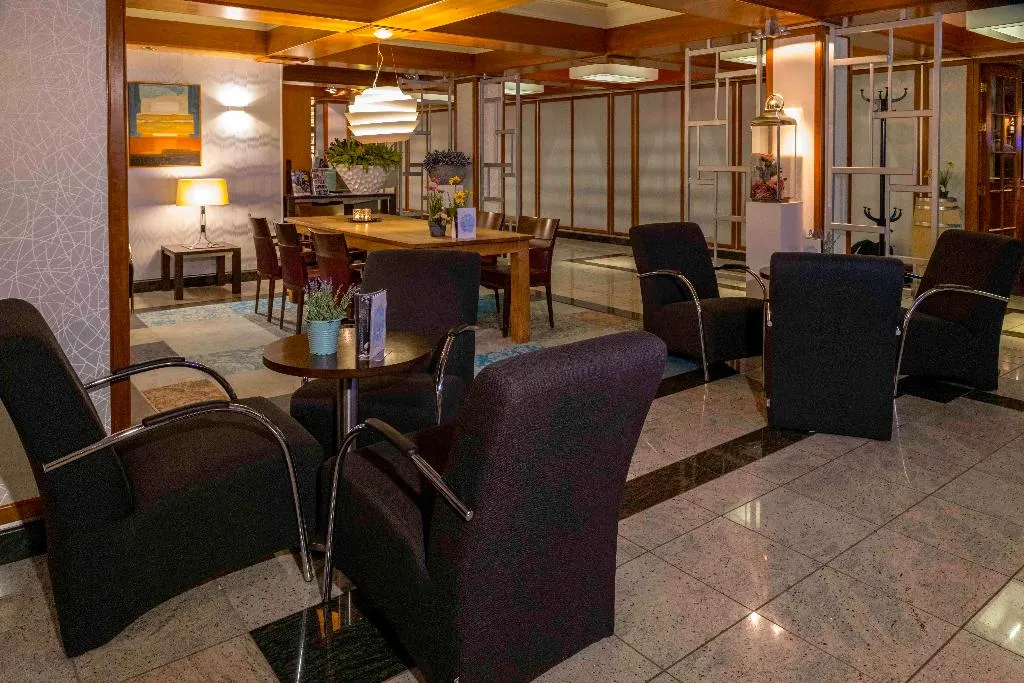 Lobby, Grand Hotel Amstelveen, Amsterdam
