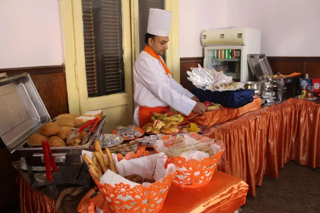 Restaurant, City View Hotel, Cairo