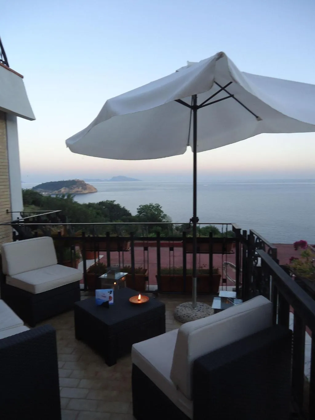 Terrace, Mini Hotel, Naples