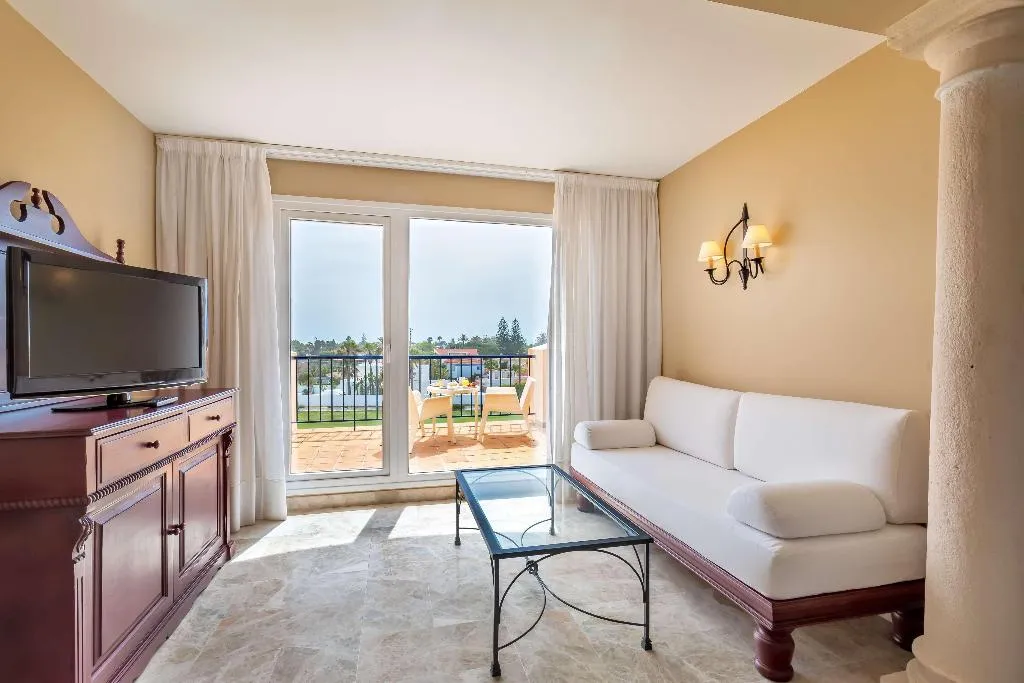 Double or Twin SUPERIOR SEA VIEW Room, Hotel Guadalmina, Costa Del Sol