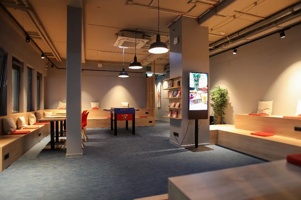 Sports and Entertainment, Acama Kreuzberg Hotel+Hostel, Berlin