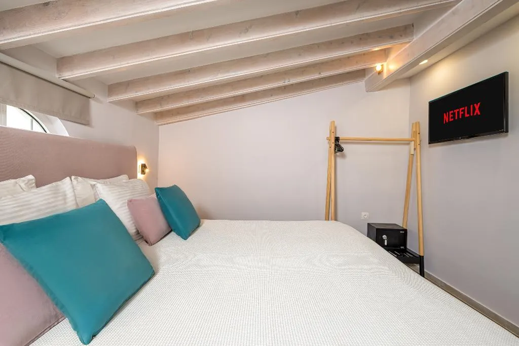STUDIO STANDARD Room, Korina Apart Hotel, Corfu
