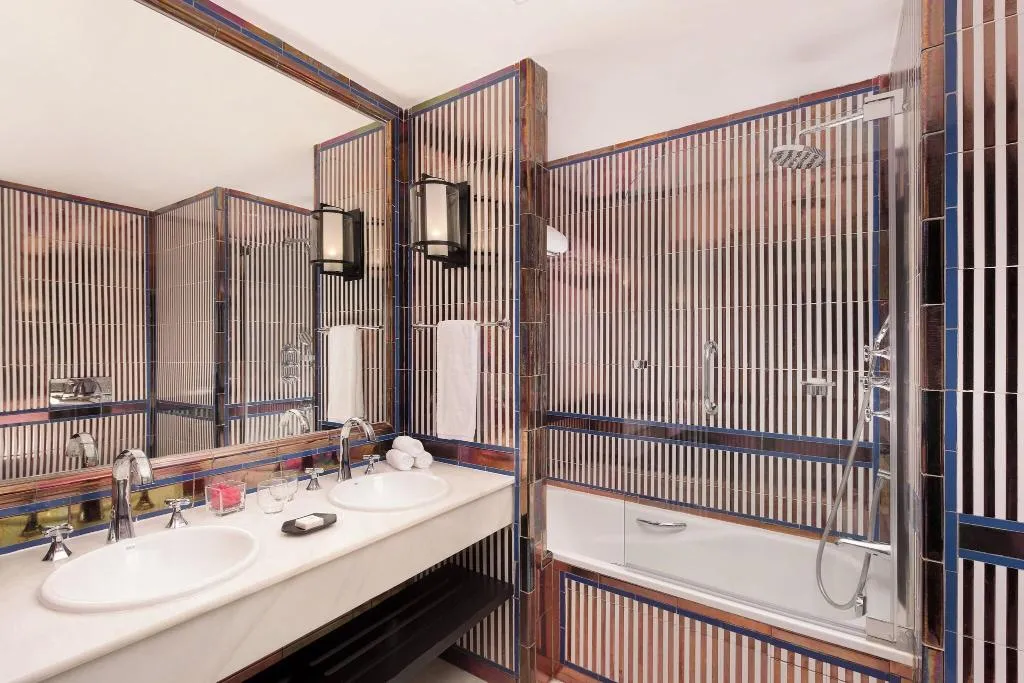 DOUBLE GRAND Room, Alfonso XIII, Seville
