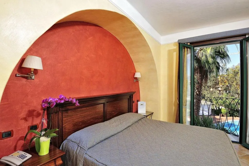 Room, Arbatasar, Cagliari