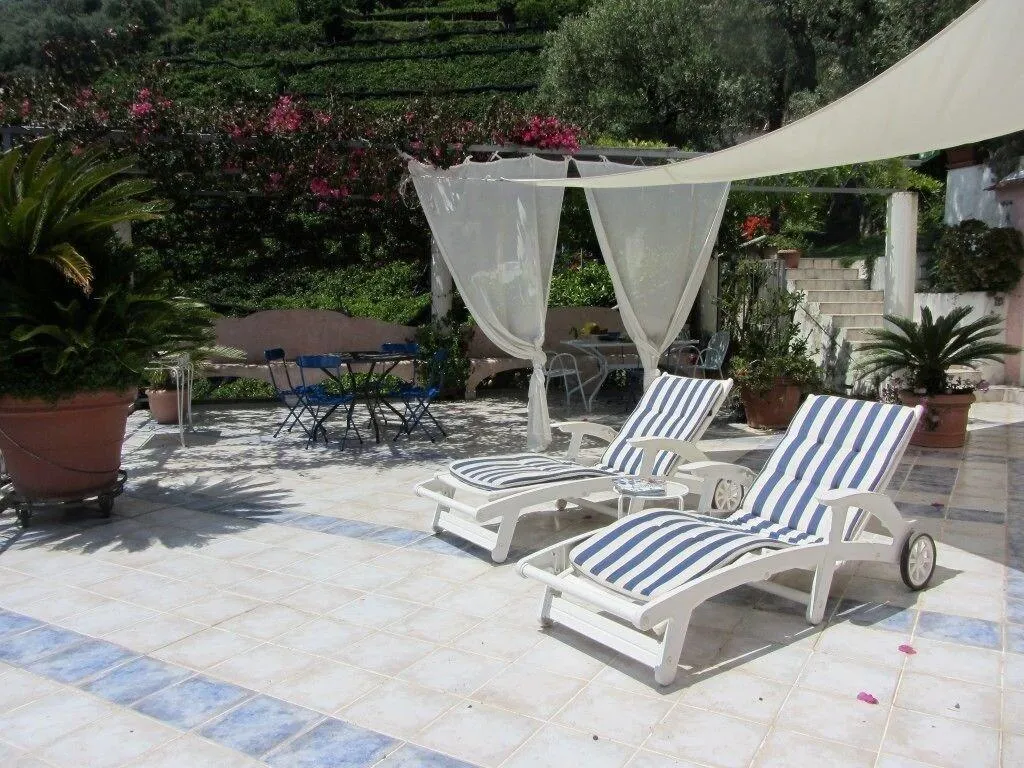 Terrace, B&B I Limoni, Naples