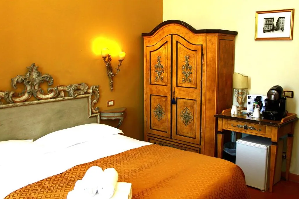 Room, Residenza Vespucci, Florence