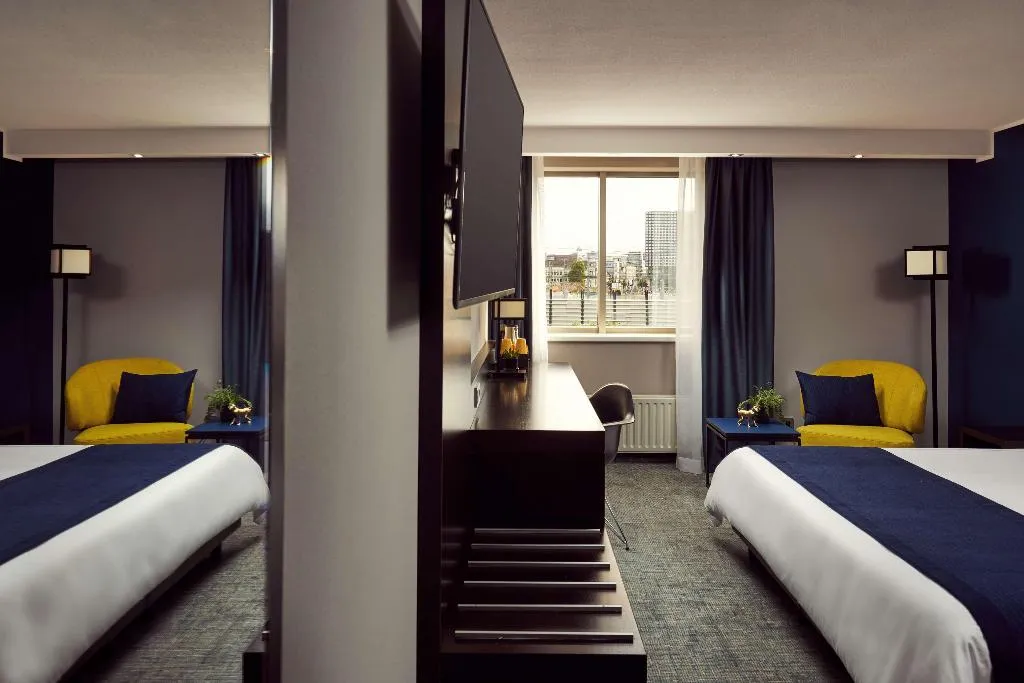 TWIN SUPERIOR Room, Park Plaza Utrecht, Amsterdam