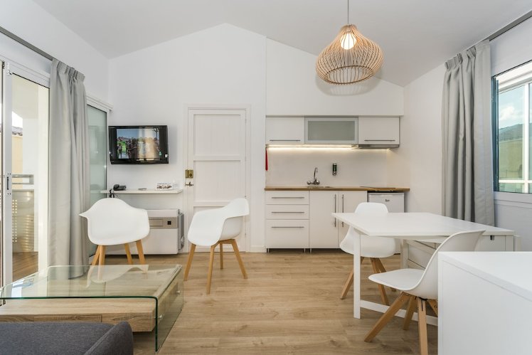 Cales de Ponent Apartamentos, Menorca