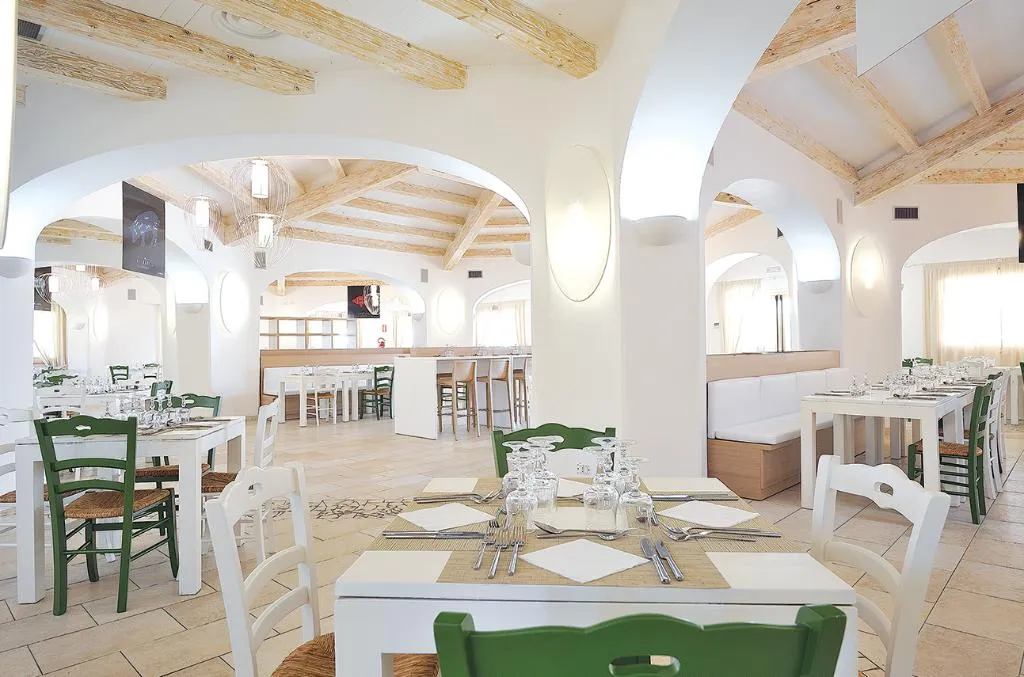 Restaurant, Janna'e Sole Resort, Olbia