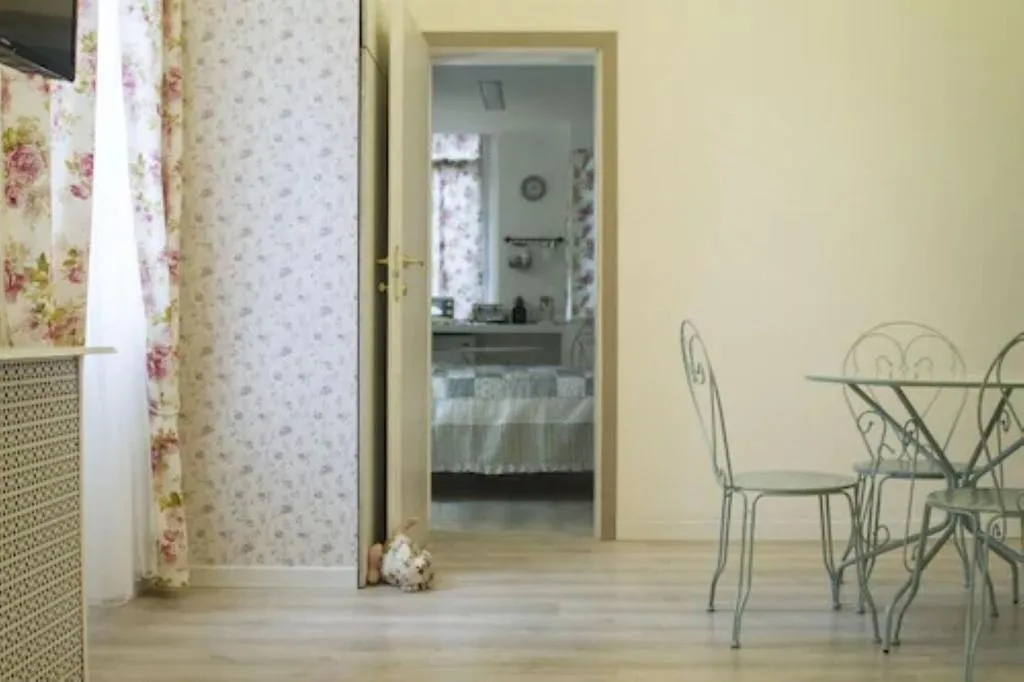 Room, B&B Fiori Di Grano, Milan