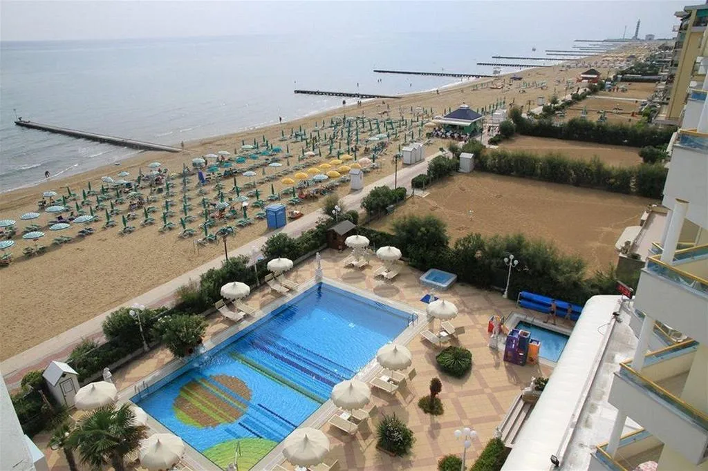 General view, Hotel Luxor & Cairo, Venice