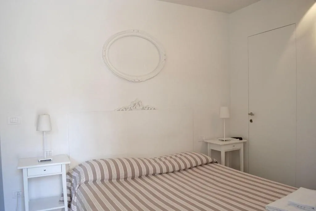Room, Nina Casetta De Trastevere, Rome