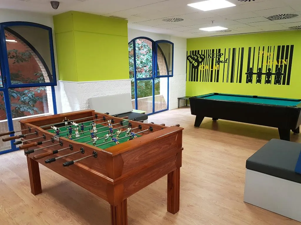 Sports and Entertainment, Albergue Juvenil Colegio Mayor Galileo Galilei, Valencia