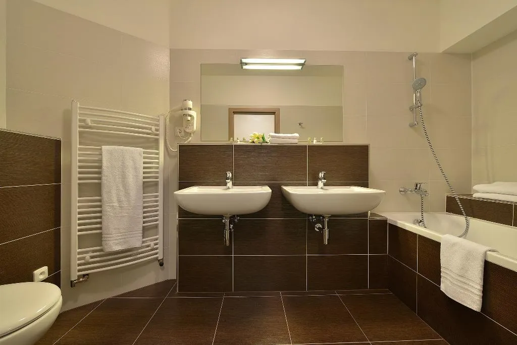 Room, Grand Hotel Zvon, Prague